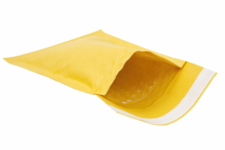 BUBBLE MAILER scaled 1